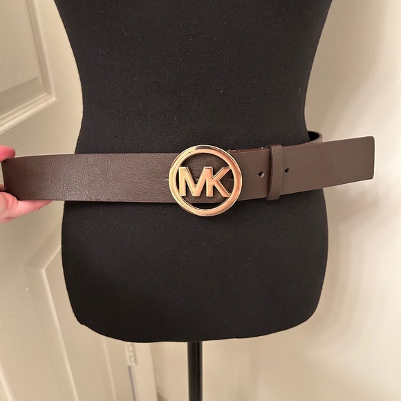 Michael Kors Dark Brown Chocolate Belt With \